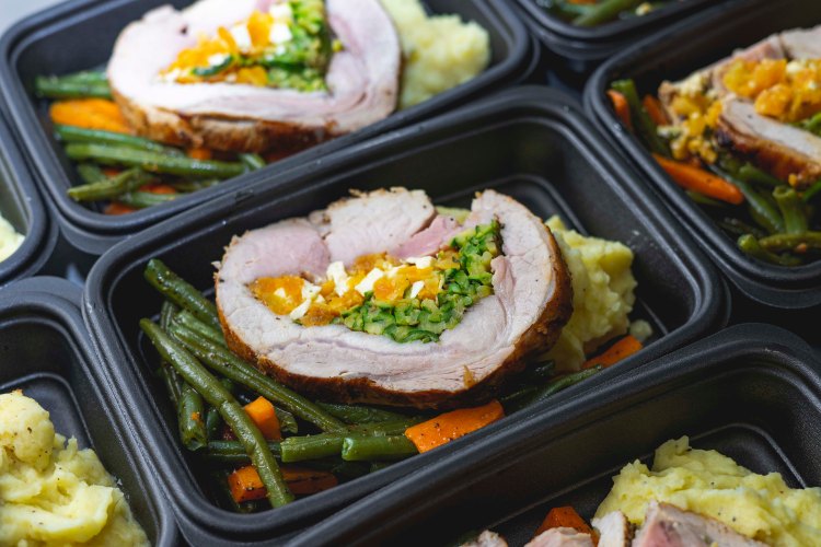 Rôti de longe de porc farci asperge feta et abricot